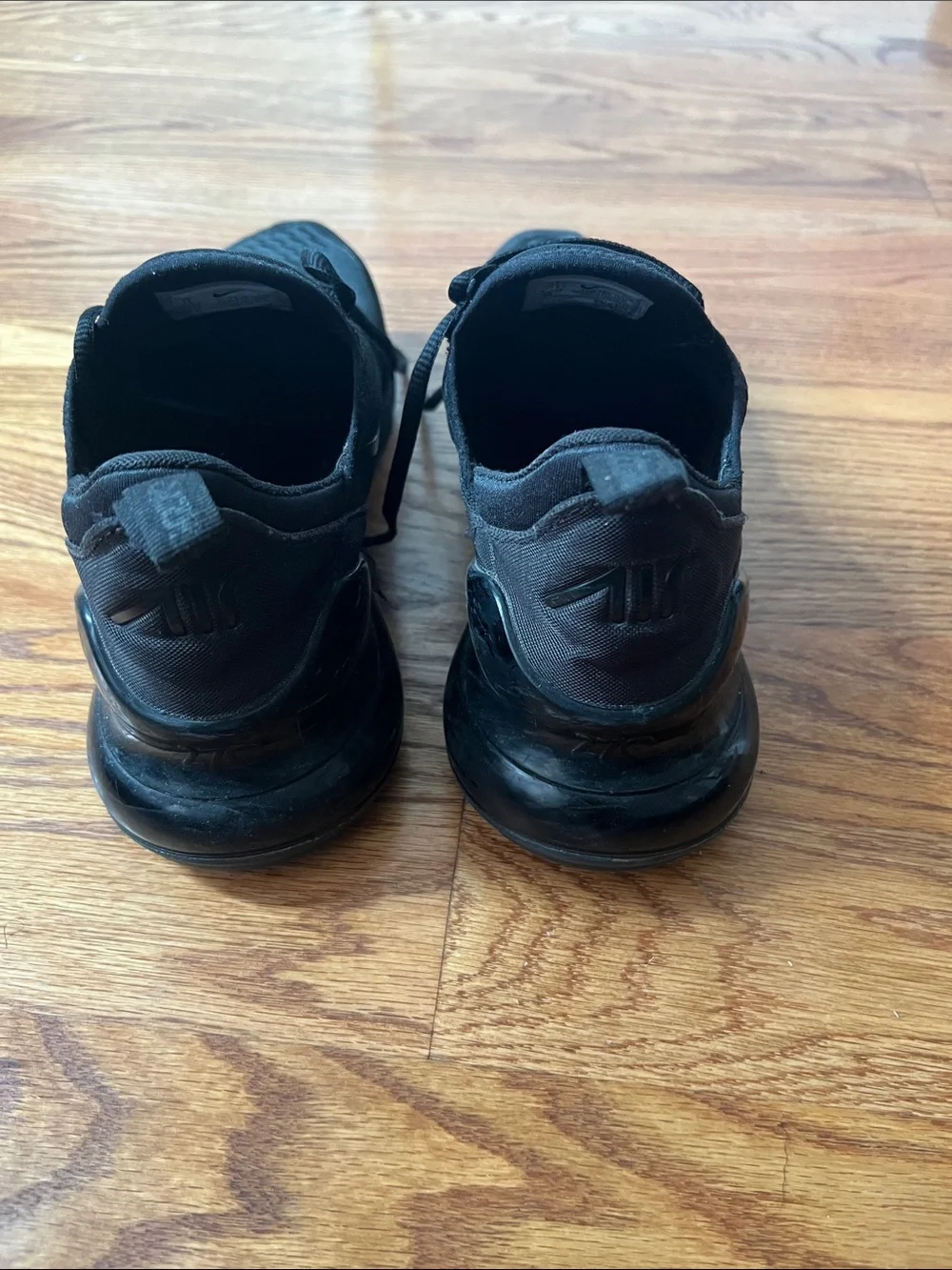 Nike Black Men's Air 270 Low-Top Sneakers